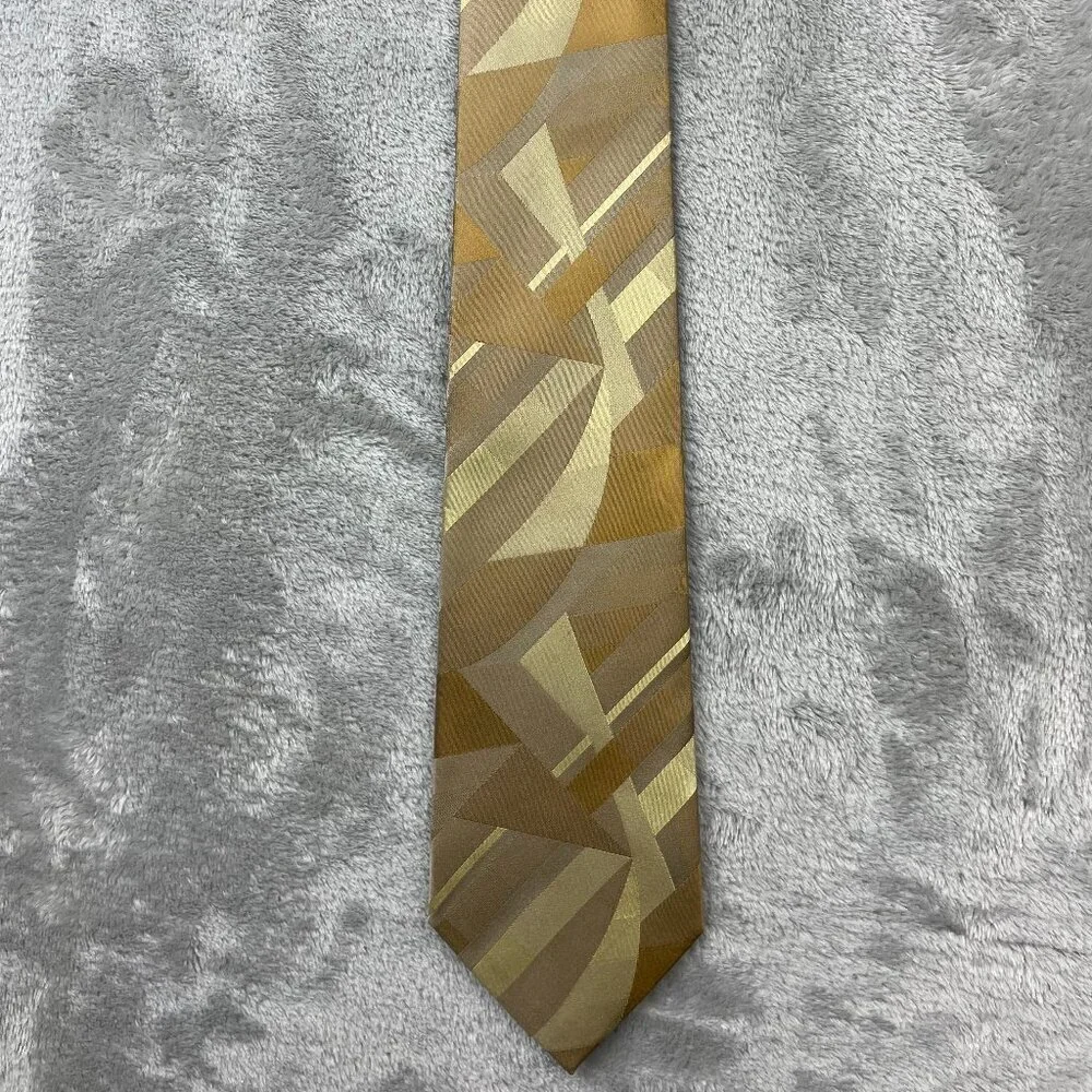 Van Heusen Men's Modern Classic 100% Silk Neck Tie